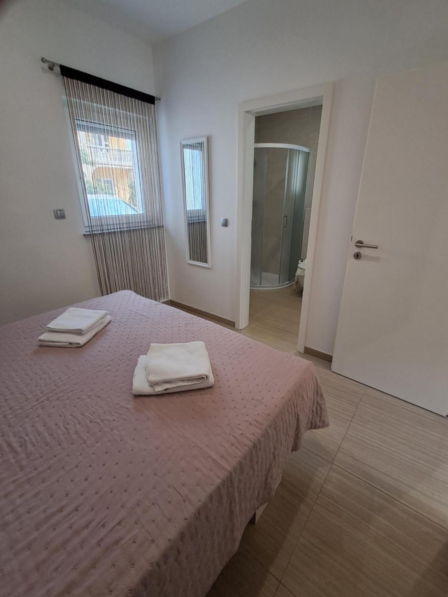Apartmani Tropical Vodice Buitenkant foto