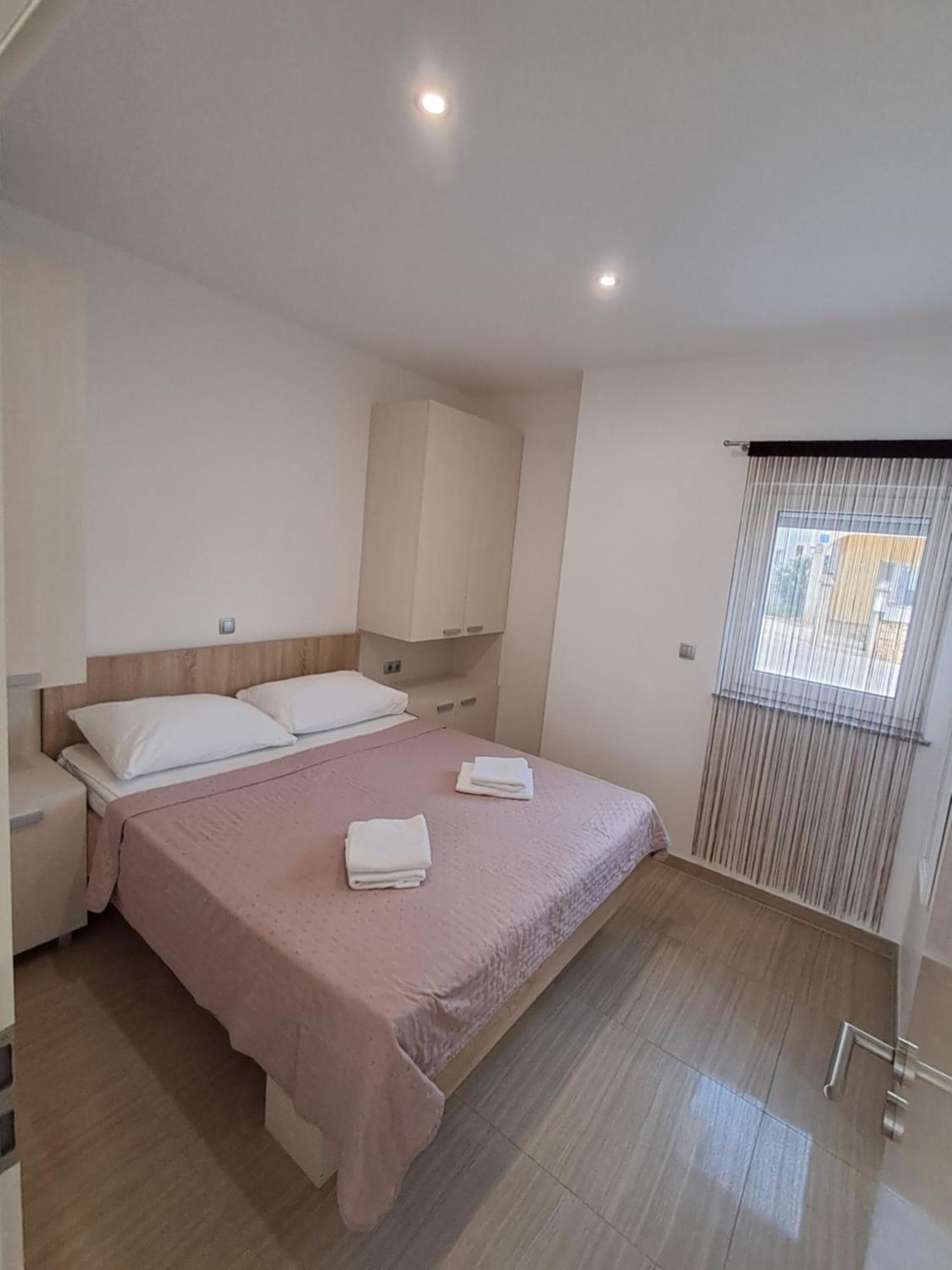 Apartmani Tropical Vodice Buitenkant foto